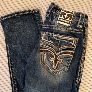 Men’s Rock Revival medium wash jeans